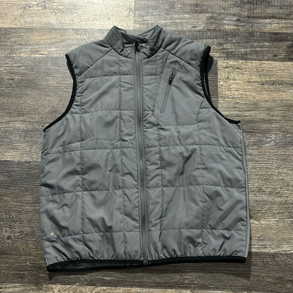 PGA tour puffer vest adult XL